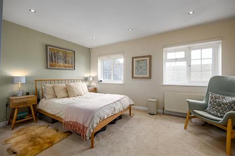 4 bedroom cottage for sale, Dashwood Mews, Kirtlington, Kidlington