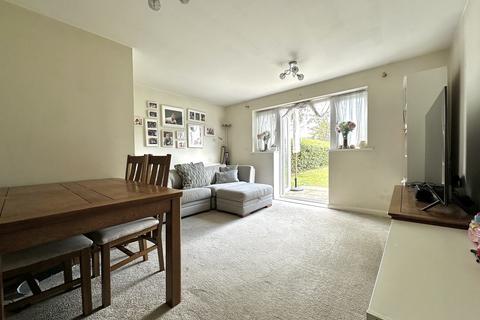 2 bedroom flat for sale, Devon Road, Watford, WD24