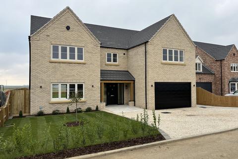 5 bedroom detached house for sale, Newgate Street, Doddington