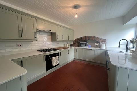 3 bedroom cottage for sale, Llanwenarth, Abergavenny, NP7