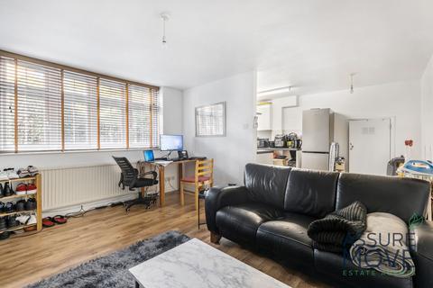 1 bedroom property to rent, Newnham Mews, London, N22