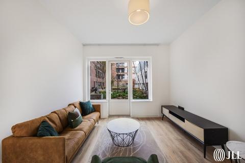 3 bedroom flat to rent, Zinc Street Sugar House Island E15