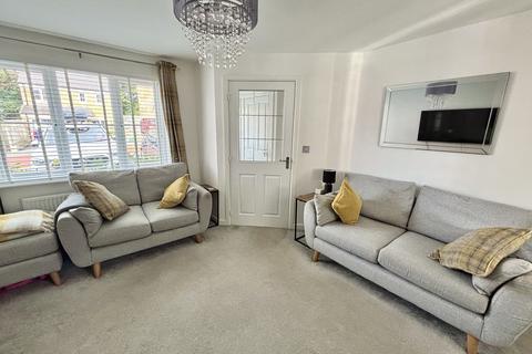15 Heol Cynfeli, Rhos, Swansea, SA8 3FD