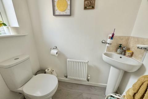 15 Heol Cynfeli, Rhos, Swansea, SA8 3FD