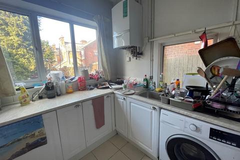 1 bedroom terraced house to rent, Sturry Road, Canterbury CT1