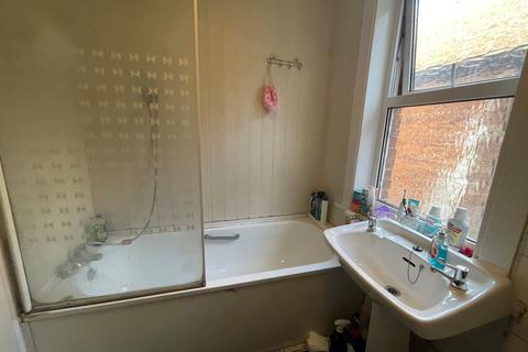 1 bedroom terraced house to rent, Sturry Road, Canterbury CT1