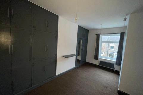 1 bedroom terraced house to rent, Henry Street, Thornton BD13