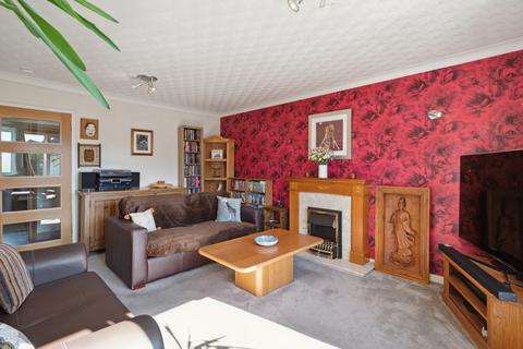 2 bedroom flat for sale, Balcarres Avenue, Flat 2/2 , Kelvinside, Glasgow, G12 0QN