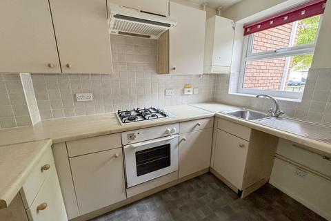 2 bedroom terraced house for sale, Windsor Drive, Westbury