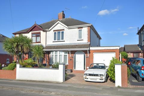 3 bedroom semi-detached house for sale, Meadow Avenue, Newcastle