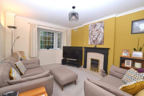 34 Ascot Drive, Grantham, NG31 9TB