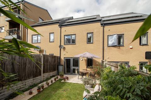 27 Emerald Walk, Tunbridge Wells, TN2 3FA