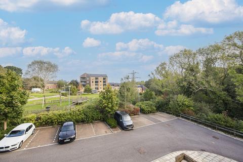 27 Emerald Walk, Tunbridge Wells, TN2 3FA