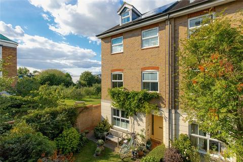 5 bedroom end of terrace house for sale, Evening Court, Newmarket Road, Cambridge, Cambridgeshire, CB5