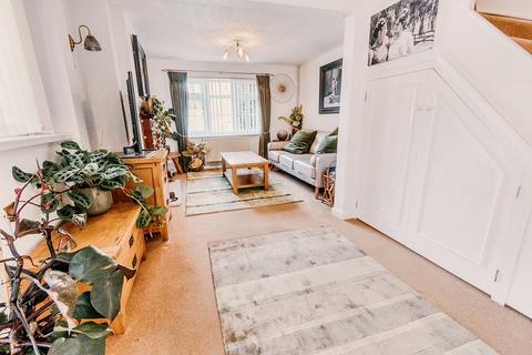 2 bedroom end of terrace house for sale, Watts Lane, Louth LN11 9DG