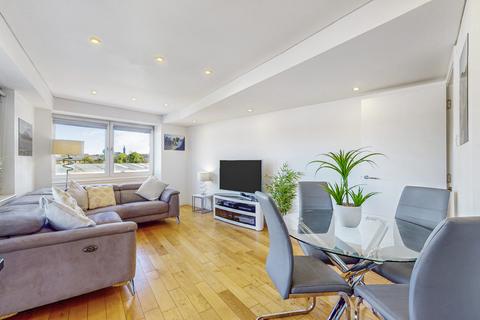 2 bedroom flat for sale, Crow Road, Glasgow G11