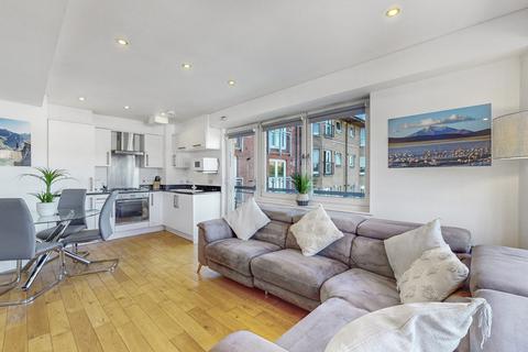 2 bedroom flat for sale, Crow Road, Glasgow G11