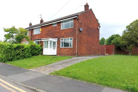 3 bedroom semi-detached house to rent, Windermere Avenue, Little Lever, BL3