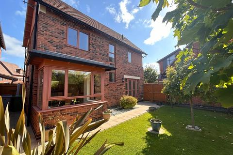 3 bedroom detached house for sale, Lavender Close, Ollerton