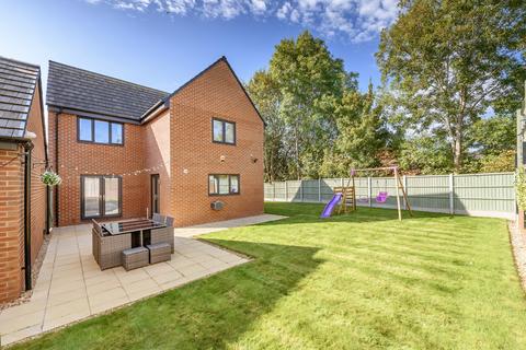 4 bedroom detached house for sale, Lambeth Drive, Priorslee, Telford, TF2 9FF