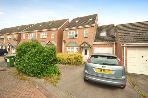 4 bedroom detached house for sale, Thomas Close, Leicester LE3