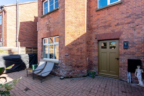 2 bedroom end of terrace house for sale, Reepham