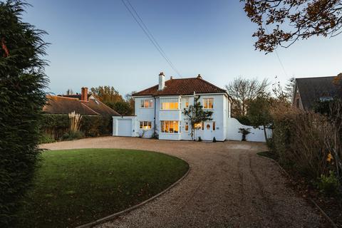 5 bedroom detached house for sale, Norwich