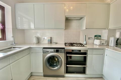 73c Brixey Road, Parkstone, Poole, BH12 3EY