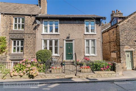 3 bedroom end of terrace house for sale, Moorgate Street, Uppermill, Saddleworth, OL3