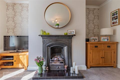 4 Moorgate Street, Uppermill, Oldham, OL3 6DE