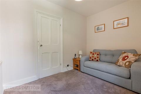 4 Moorgate Street, Uppermill, Oldham, OL3 6DE