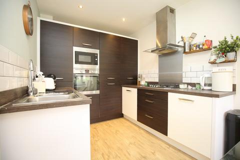 1 Bowler Close, Atherstone, CV9 3HL