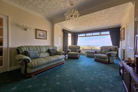 4 bedroom detached house for sale, Bay View Road, Northam