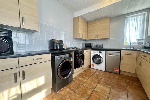 3 bedroom end of terrace house for sale, Mostyn Road, Luton LU3