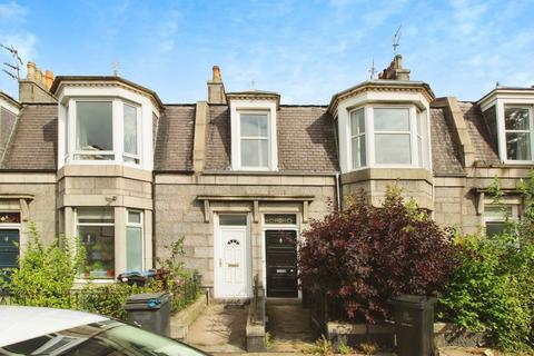 84 Bedford Place, Aberdeen, AB24 3NX