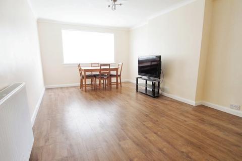 3 bedroom apartment to rent, Langfaulds Crescent, Clydebank G81