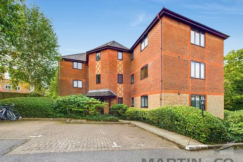 2 bedroom ground floor flat for sale, Millers Rise, St Albans