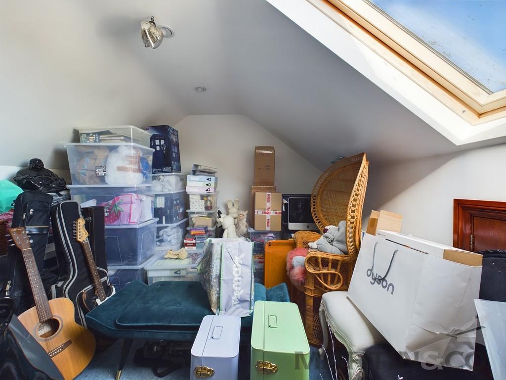 20 Loft Room
