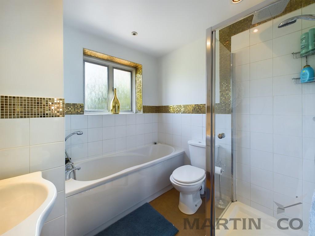 17 Bathroom