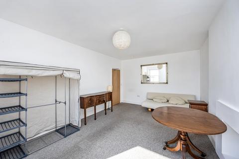 3 bedroom apartment to rent, Chesham Road, Brighton BN2