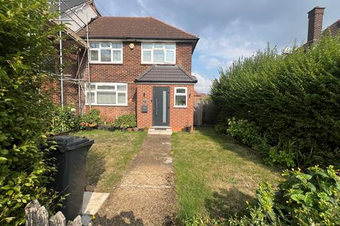 3 bedroom house for sale, Keir Hardie Way, Barking IG11