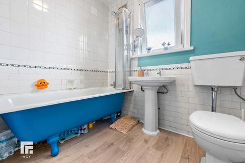 17 Avondale Crescent, Cardiff, CF11 7DE