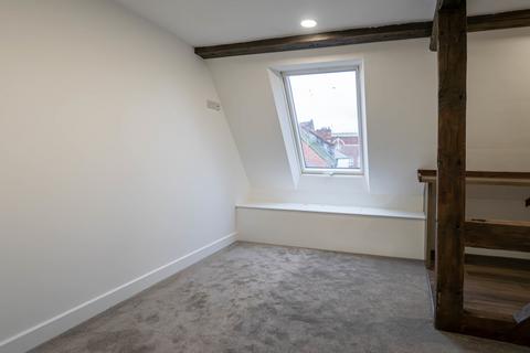 2 bedroom apartment to rent, St. John Street, Ashbourne