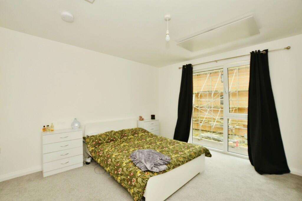 122413 Flat 7 New Town Apartments Ashford Kent TN2