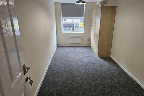 3 bedroom apartment to rent, 156-162 Southgate Street