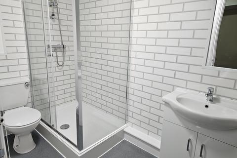 3 bedroom apartment to rent, 156-162 Southgate Street