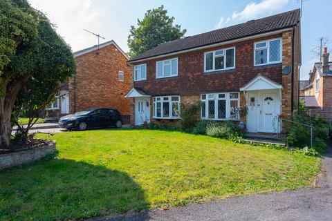 3 bedroom semi-detached house for sale, Quebec Gardens, Camberley GU17