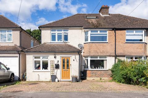 4 bedroom semi-detached house for sale, Glenfield Road, Brockham