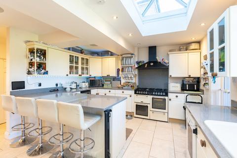 4 bedroom semi-detached house for sale, Glenfield Road, Brockham