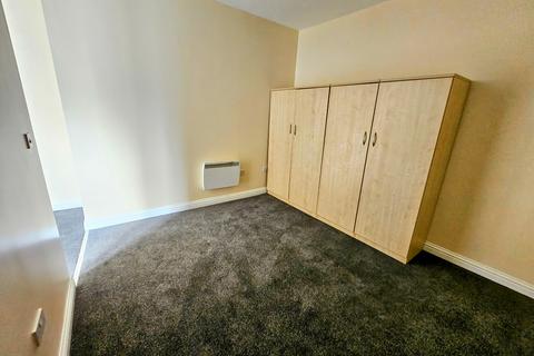 Studio to rent, Flat 6, Discovery Court